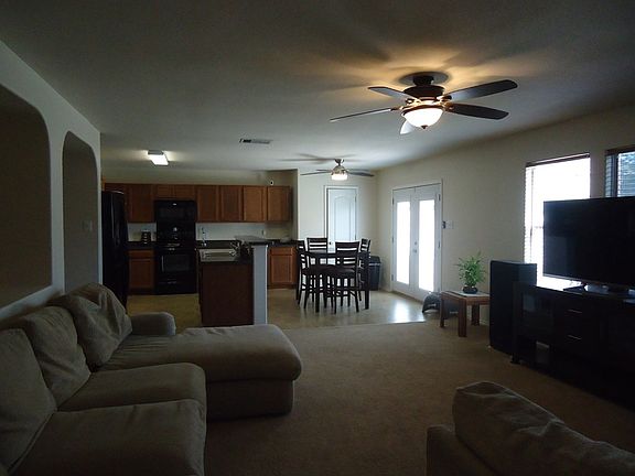 5th image of 1307 Sweet Ln