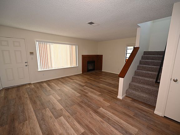 3rd image of 4845 Santa Cruz Ave APT 1