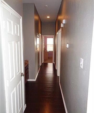 5th image of 1015 Hollow Creek Dr