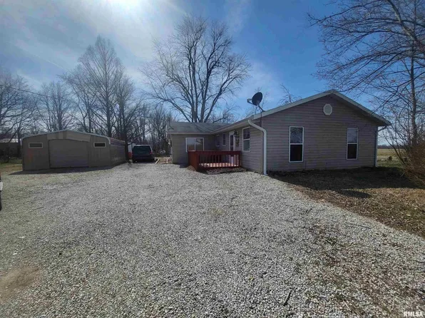 8152 Brubaker Rd, Iuka, IL 62849