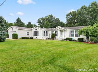 12900 Pinewood St NE, Gowen, MI