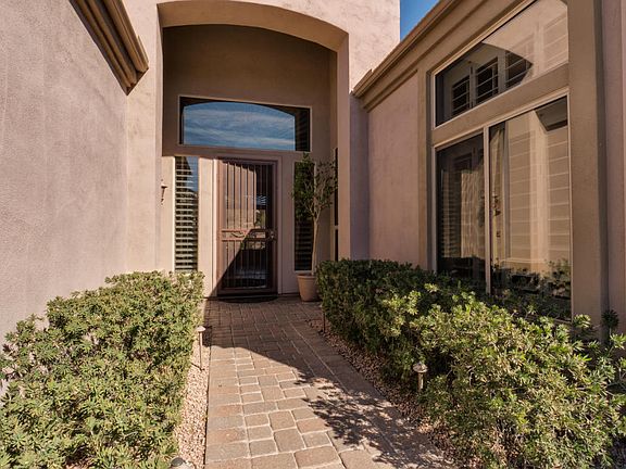 3rd image of 7902 E Sierra Morena Cir