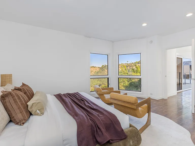 Pinnacle Pl — Photo 34