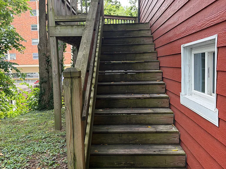 145 1/2 Parrish Ave #2 — Photo 11