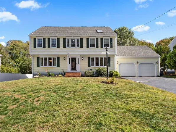 44 Woodridge Rd, Milford, MA 01757