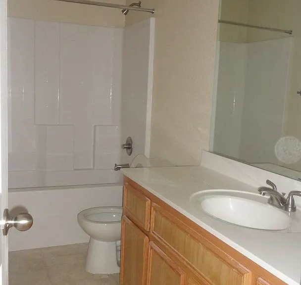 6801 Student Union Dr — Photo 3