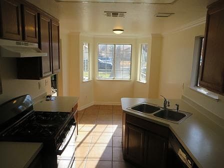 5th image of 2568 Bedford Ave