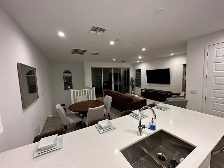 4118 E Pinto Dr — Photo 2