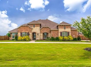 102 Brookview Ct, Waxahachie, TX 75165