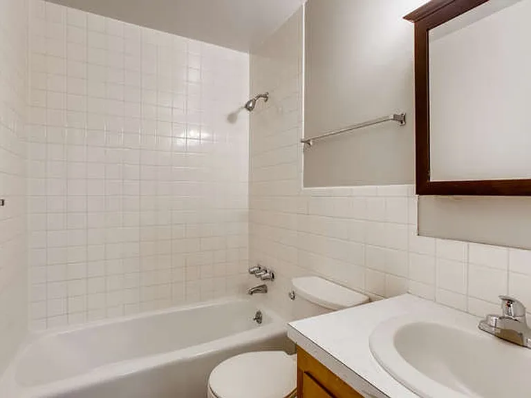 Robcar - 1521 11th Ave — Photo 10