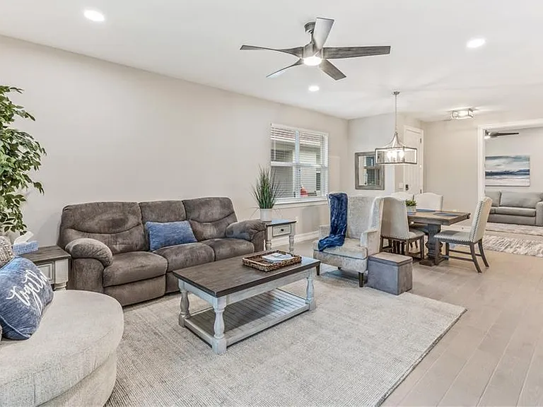 43645 Sparrow Dr — Photo 4