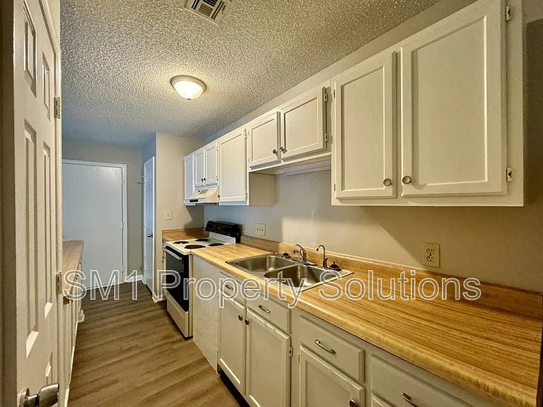 3109 Darden Rd #B — Photo 19