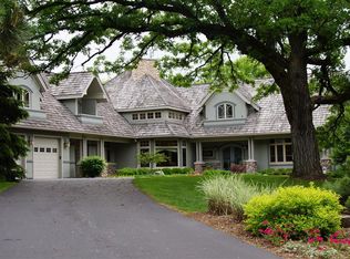 2233 Knob Rd, Burlington, WI 53105