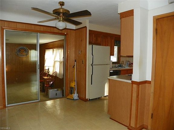 5th image of 7631 Sleepy Hollow Dr