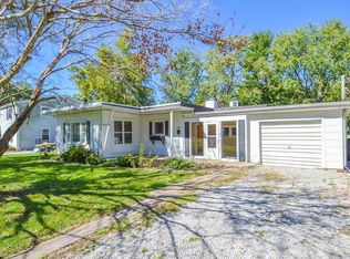 2113 E A St, Belleville, IL 62221