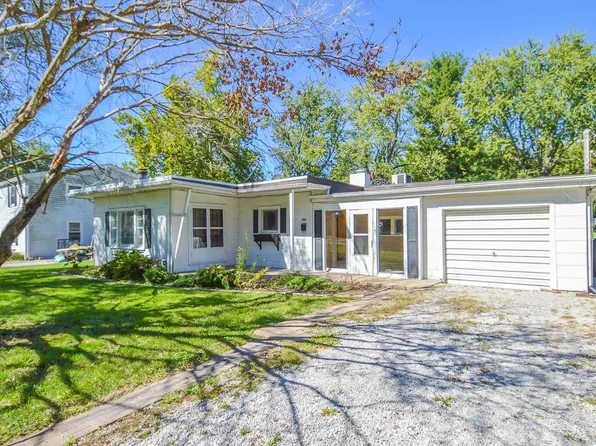 2113 E A St, Belleville, IL 62221