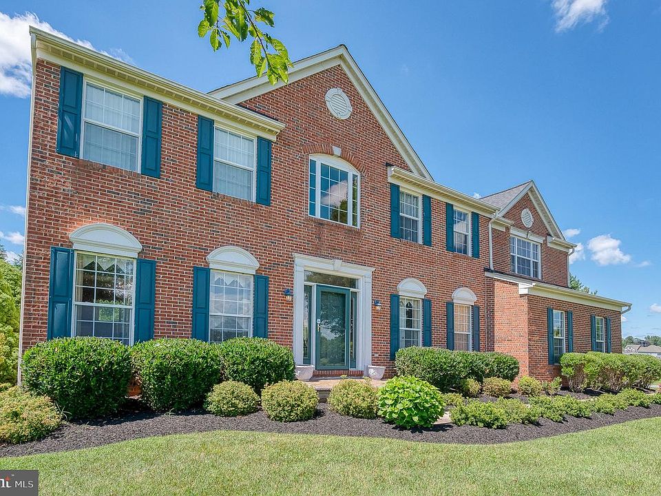 1st image of 3805 Devonshire Rd
