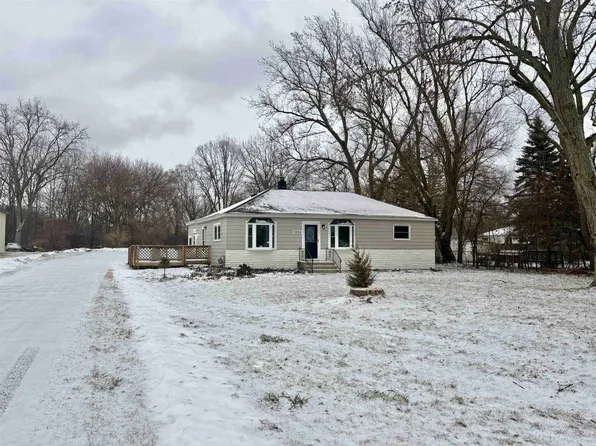 3200 Amelia Ave, Flushing, MI 48433