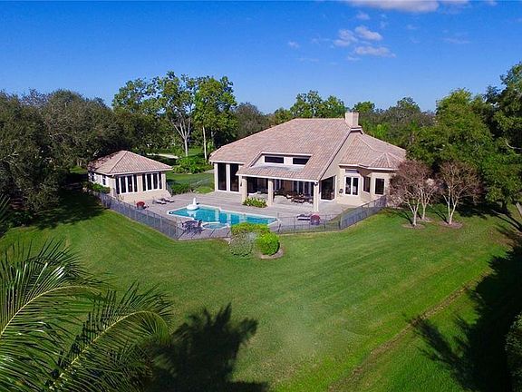 3rd image of 3190 Willow Ln
