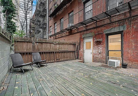 3rd image of 416 E 73rd St APT 3A