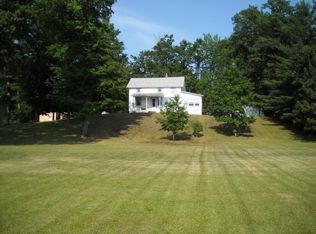 781 S Maple Island Rd, Hesperia, MI 49421