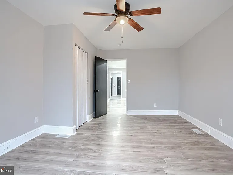 3807 Fleetwood Ave #1 — Photo 8