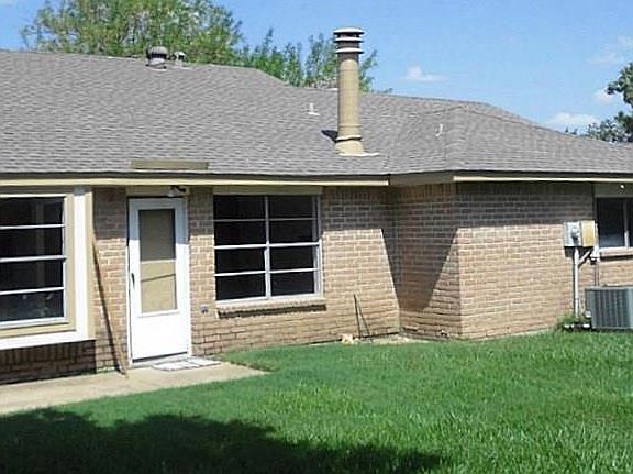 2nd image of 24135 Tayloe House Ln