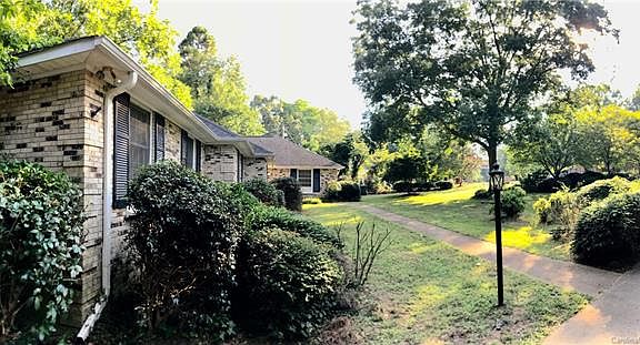 2nd image of 3361 Deerwood Dr