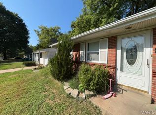10217 Trio Ln, Saint Louis, MO 63137