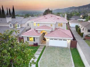 837 E Walnut Ave, Burbank, CA 91501