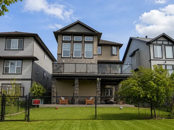 7617 177th Ave NW, Edmonton, AB T5Z 0N3