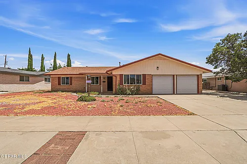 8700 Cielo Vista Dr Photo 1