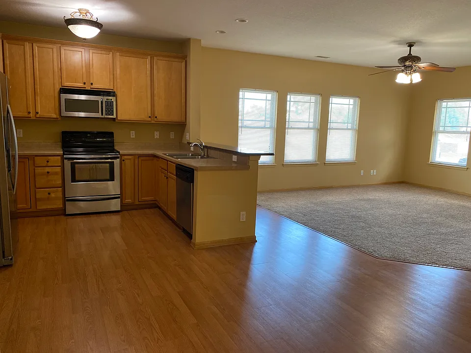 2425 Aspen Rd #204