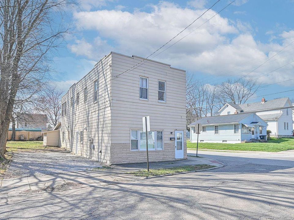 1st image of 1078 Big Falls Ave Unit A