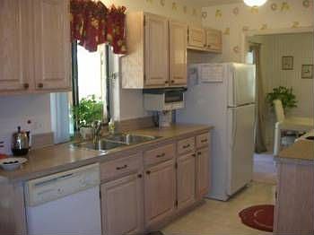 4th image of 1588 Salerno Cir