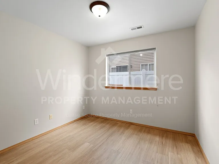 1702 N Aladdin Rd — Photo 18