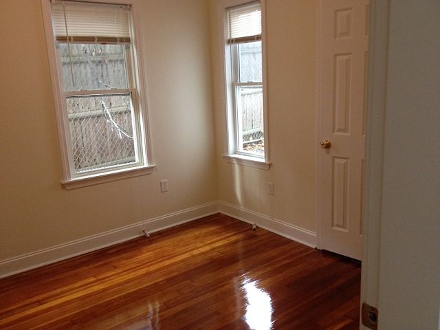1st image of 45 Grafton St #1