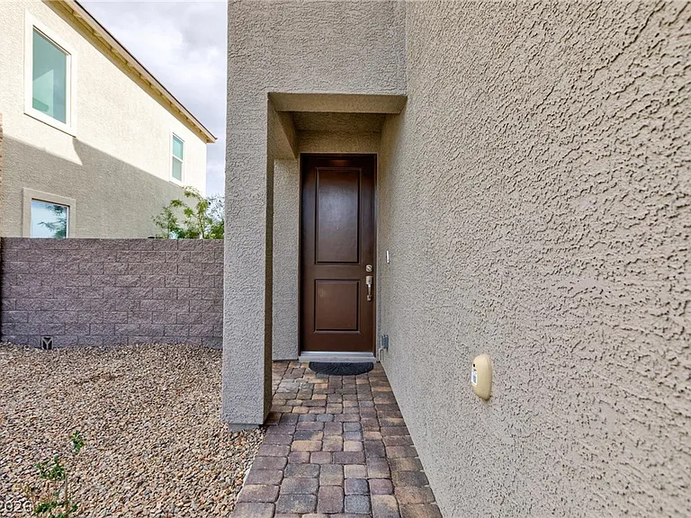 7792 Vino Vranec Ct — Photo 3