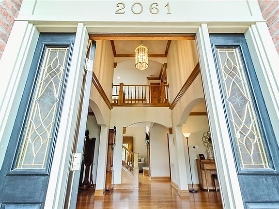 4th image of 2061 N Bridgeton Ct