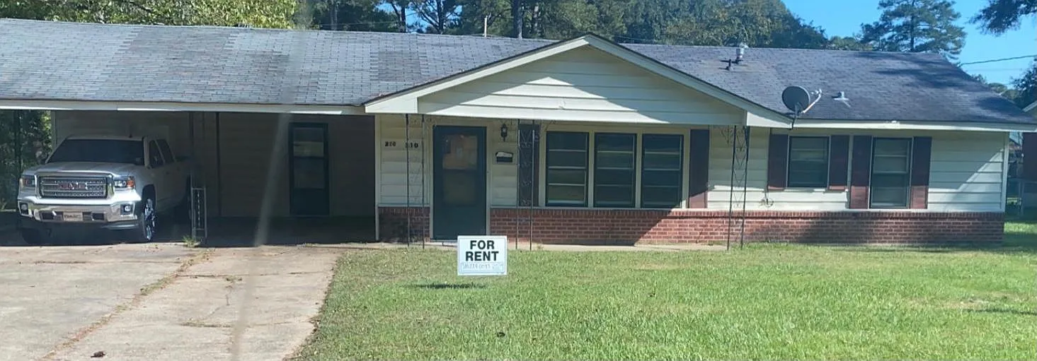 3 bed, 1100 sqft, $1,100 — Photo 1