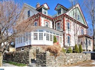 7041 Mower St, Philadelphia, PA 19119