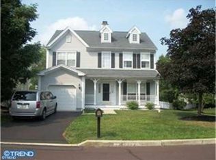 209 Pony Ln, Schwenksville, PA 19473