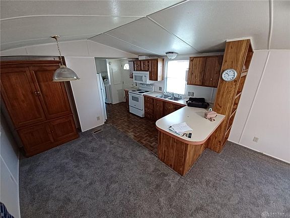 4th image of 5523 Sierra Cir E