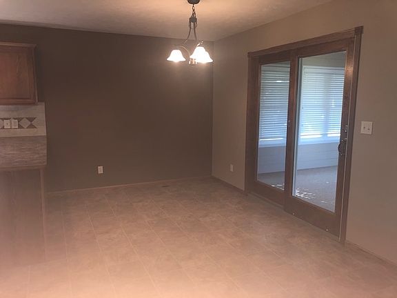 4th image of 5820 N Avenue Pl #14