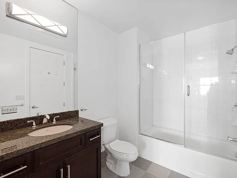 88 Townsend St #417 — Photo 10