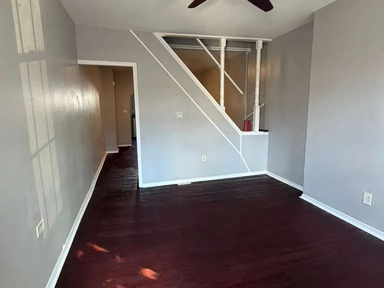 1160 Washington Blvd — Photo 2