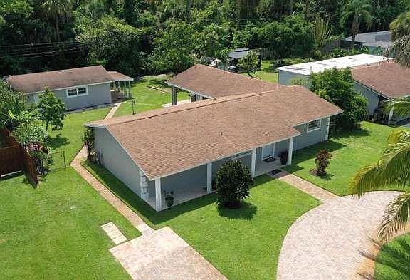 3rd image of 350 Forest Estate Drive