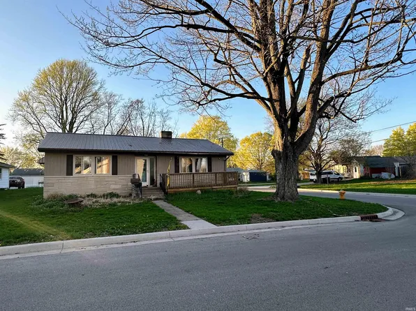 1017 E Monroe St, Delphi, IN 46923