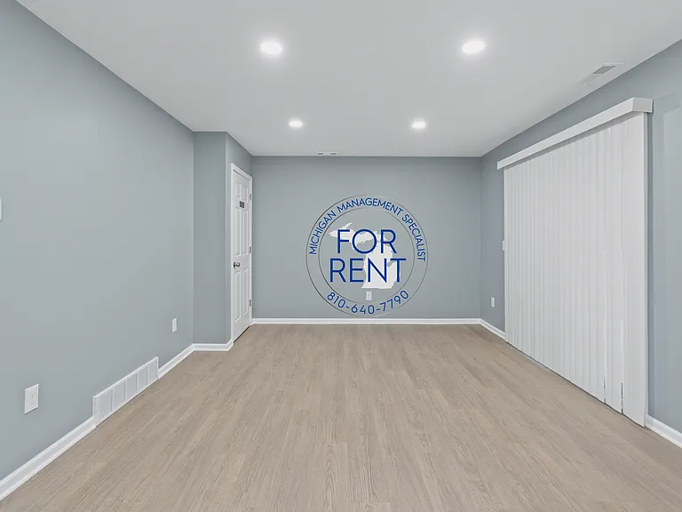 816 Asylum St — Photo 7