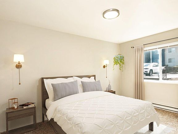 3rd image of 15910 NE Sandy Blvd #33